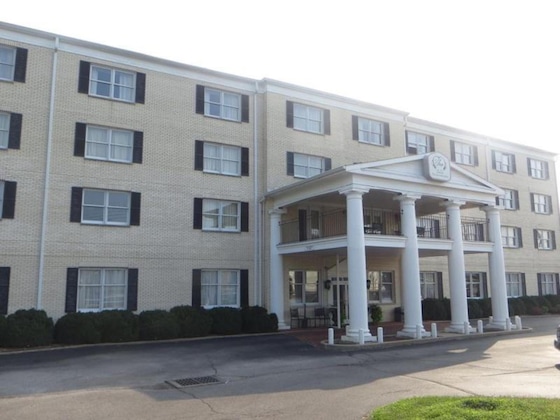 Gallery - Elwood Hotel & Suites