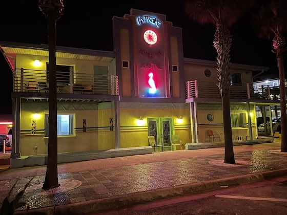 Gallery - Magic Beach Motel