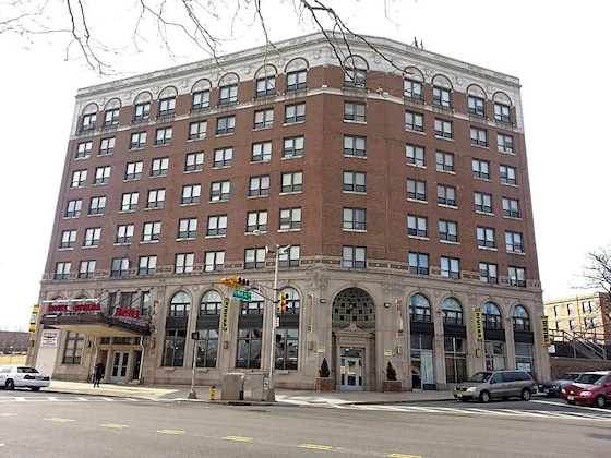 Gallery - Riviera Hotel