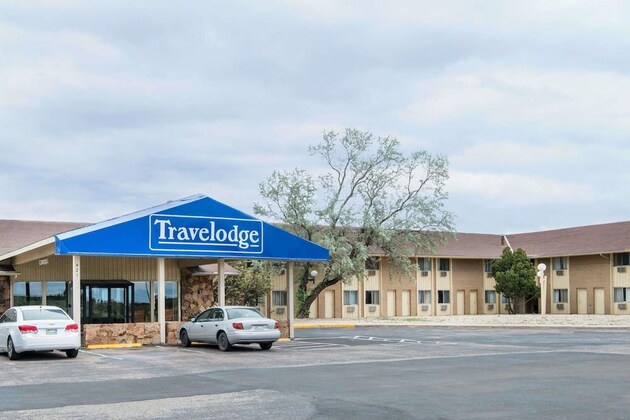 Gallery - Travelodge By Wyndham Laramie