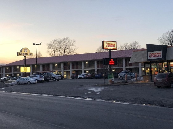 Gallery - Knights Inn Oswego East