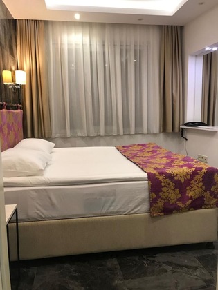 Gallery - B Guest Hotel