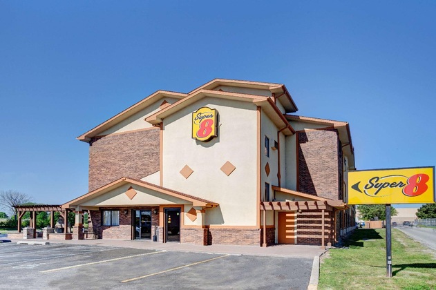 Gallery - Super 8 By Wyndham Roseville Detroit Area