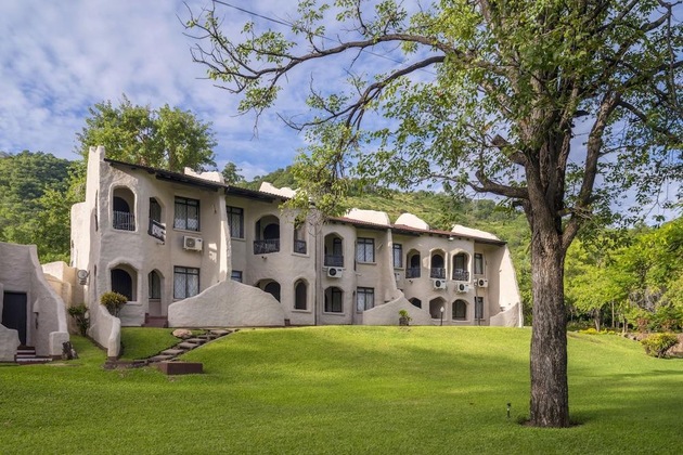 Gallery - Caribbea Bay Resort