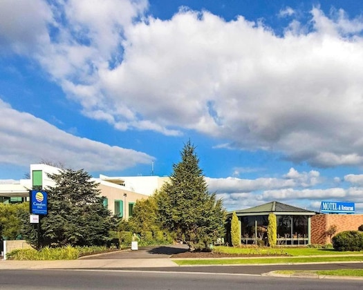 Gallery - Comfort Inn Cedar Lodge