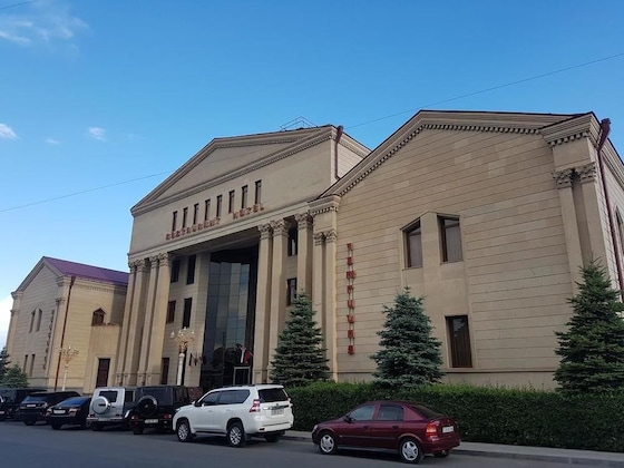 Gallery - Armenian Royal Palace