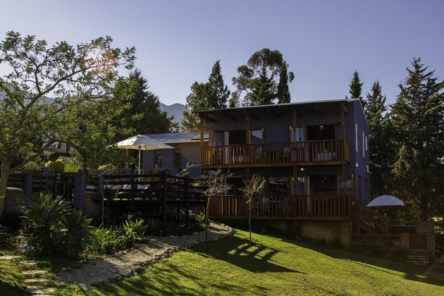 Gallery - A Hilltop Country Retreat