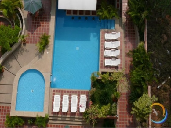 Gallery - Miramar Suites