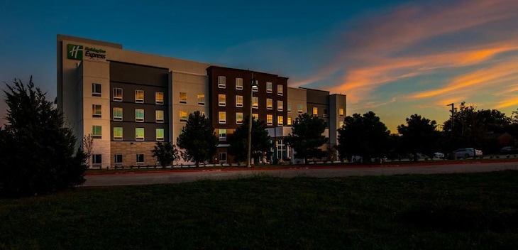 Gallery - Holiday Inn Express & Suites Garland E - Lake Hubbard I30 By Ihg