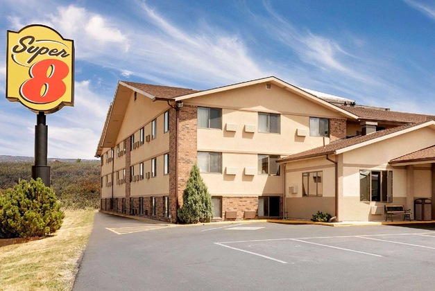 Gallery - Super 8 By Wyndham Spearfish