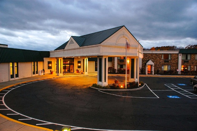 Gallery - Quality Inn & Suites