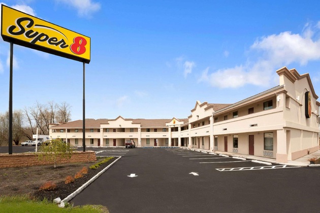 Gallery - Super 8 By Wyndham Rahway Newark
