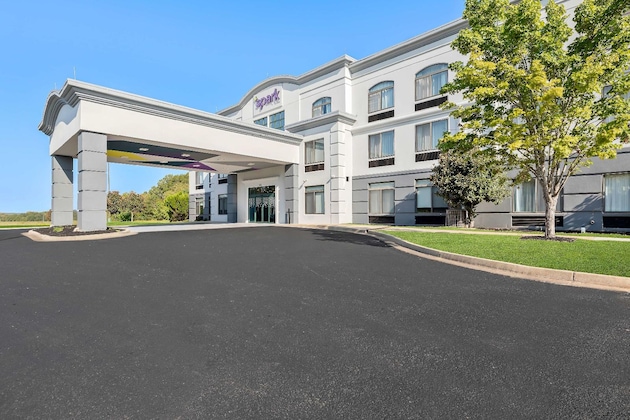 Gallery - Spark By Hilton Tupelo