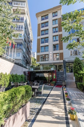 Gallery - Aura Suites