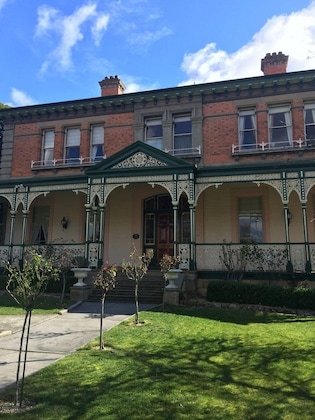Gallery - Gattonside Heritage Accommodation