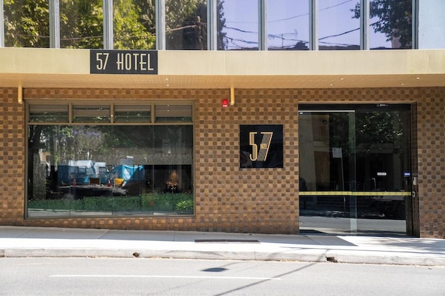 Gallery - 57 Hotel