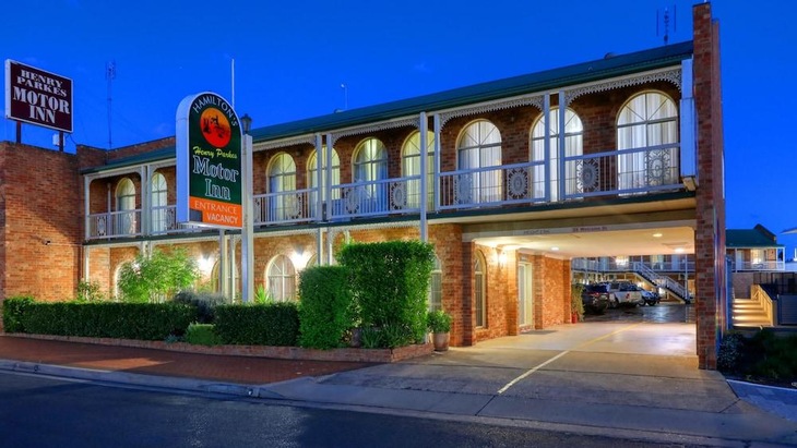 Gallery - Hamilton's Henry Parkes Motor Inn