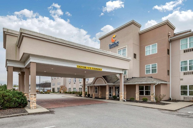 Gallery - Comfort Inn & Suites Northern Kentucky