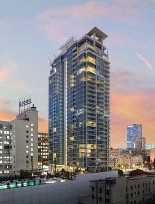 Gallery - Level Los Angeles Downtown - South Olive