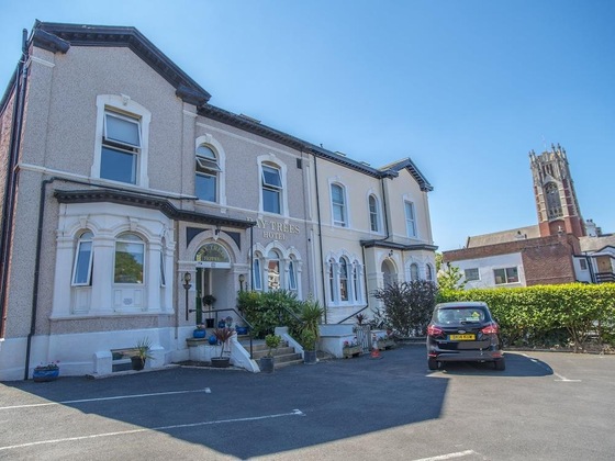 Gallery - Baytrees Hotel
