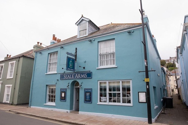 Gallery - The Seale Arms