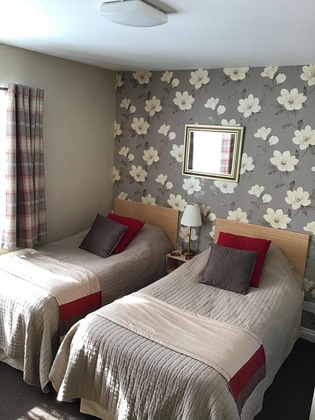 Gallery - Little Lodge