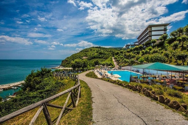Gallery - Hotel Capo Est