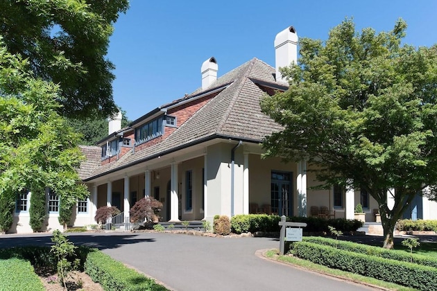 Gallery - Peppers Manor House
