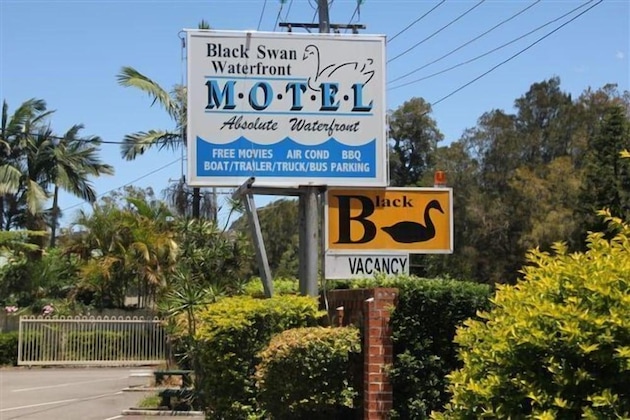 Gallery - Black Swan Waterfront Motel