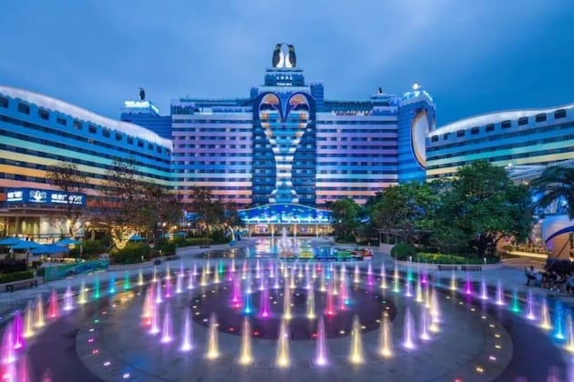 Gallery - Chimelong Penguin Hotel