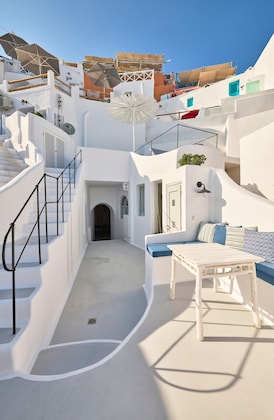 Gallery - Cave Suite Oia
