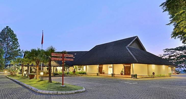 Gallery - Grand Whiz Hotel Trawas