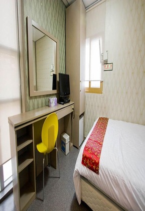 Gallery - Oyo Hostel Myeongdong 2