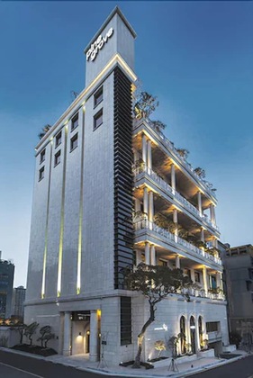 Gallery - Pine Grove Hotel