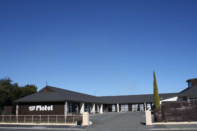 Gallery - Oxford Court Motel