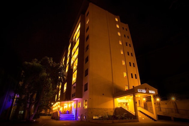 Gallery - Bidwood Suite Hotel
