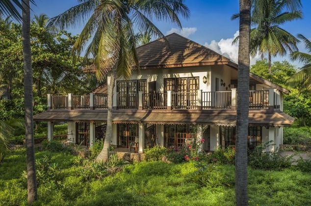 Gallery - Breezes Beach Club & Spa – Half Board