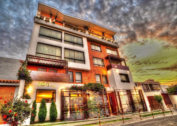 Gallery - Mint Hotel