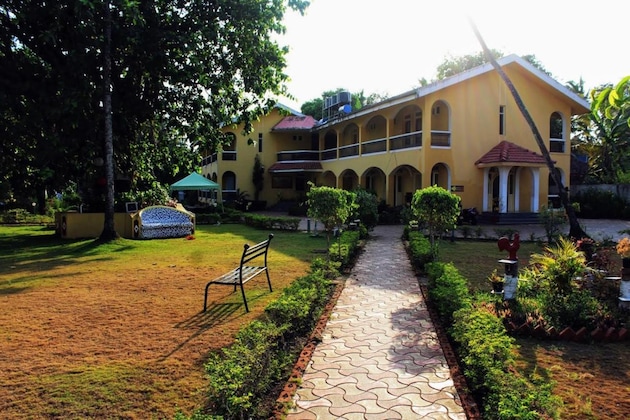 Gallery - Carina Beach Resort