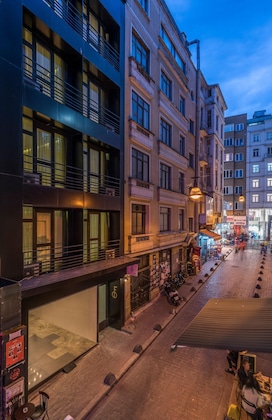 Gallery - Fitas Oda Beyoglu
