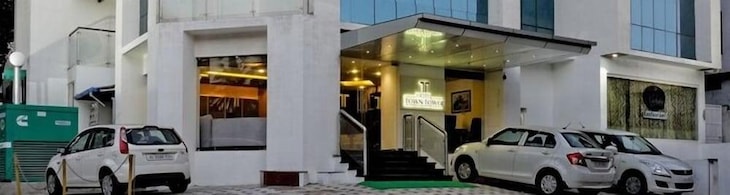 Gallery - Hotel Town Tower