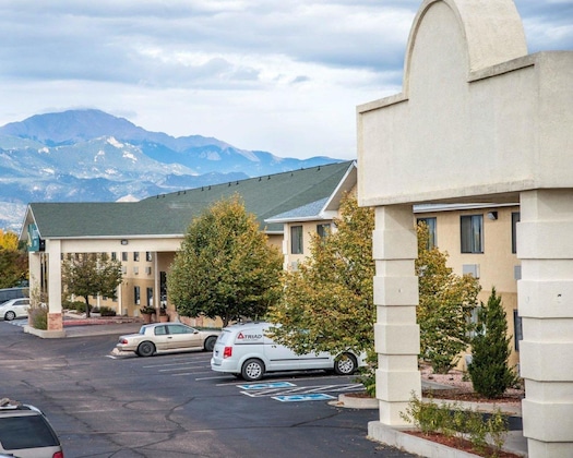 Gallery - Quality Inn Colorado Springs Airport