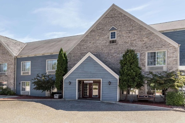 Gallery - Baymont By Wyndham Mequon Milwaukee Area