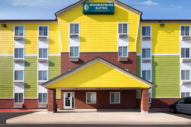 Gallery - Woodspring Suites Tyler Rose Garden