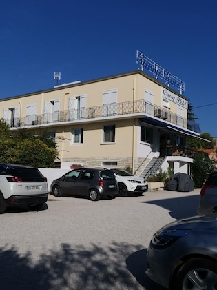 Gallery - Le Carry Hôtel