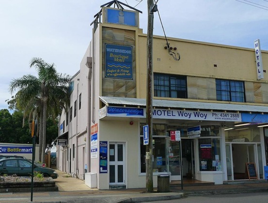 Gallery - Watersedge Motel