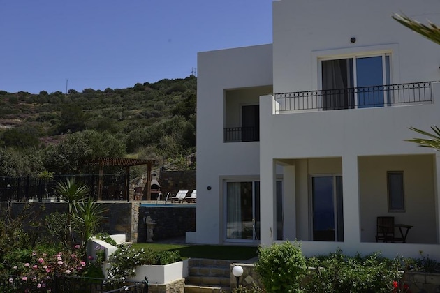 Gallery - Istron Collection Villas