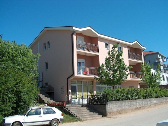 Gallery - Villa Petra