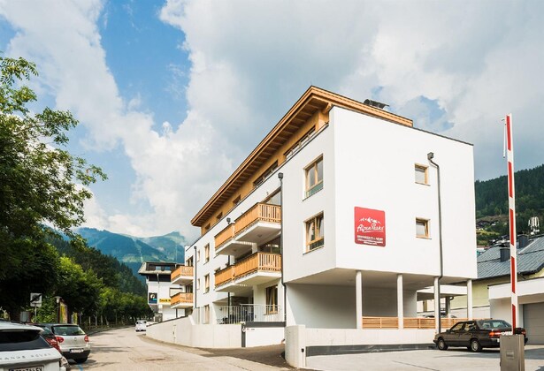 Gallery - AlpenParks Residence Zell am See