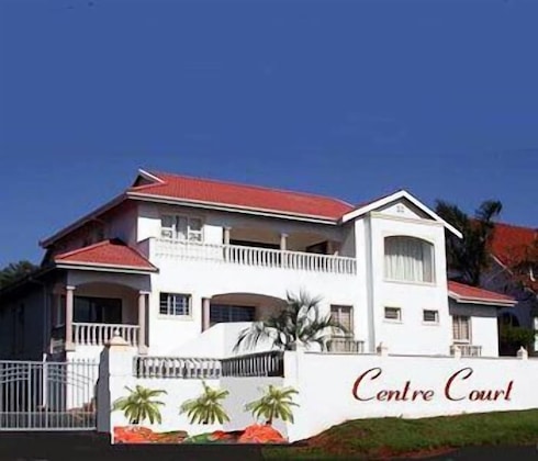 Gallery - Centre Court B & B